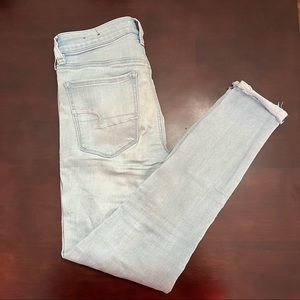 AE Distressed Jeggings